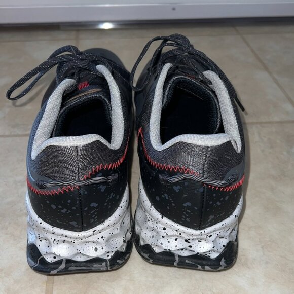 New Balance Mens Fresh Foam Garo Trail Running Shoe Size 11.5 extra wide 4E - Picture 3 of 8